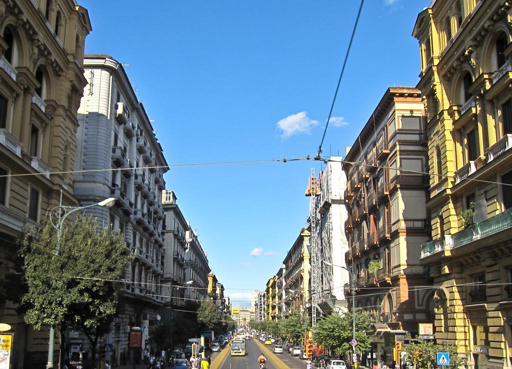 Napoli'S Gold Hotel Exterior photo
