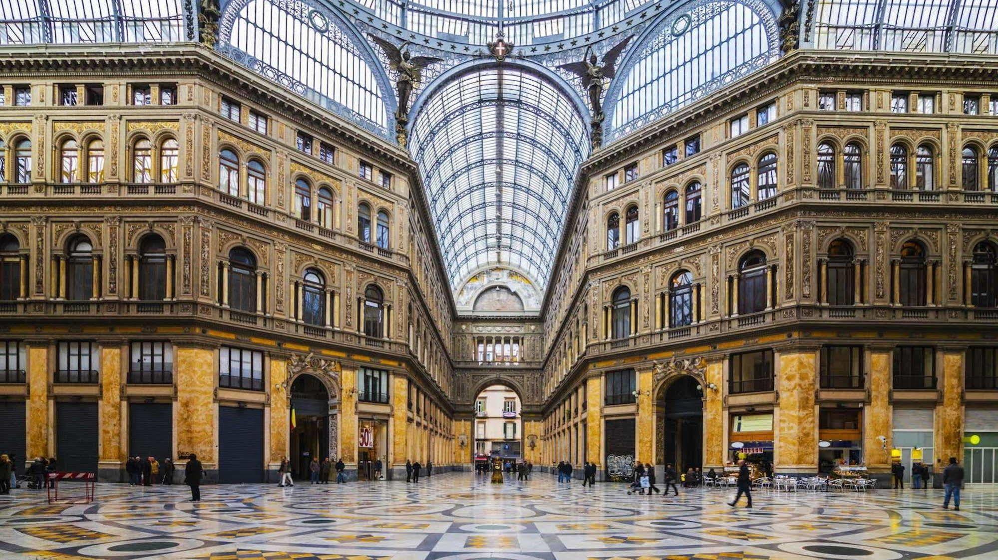 Napoli'S Gold Hotel Exterior photo